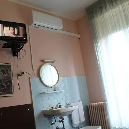 Hotel Rallye-2